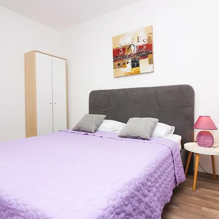 Apartment Lotta *