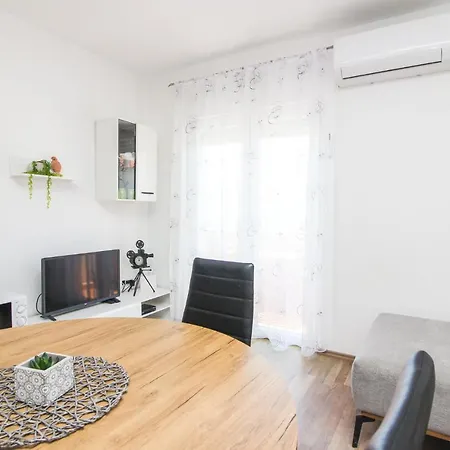 Apartment Lotta Zadar